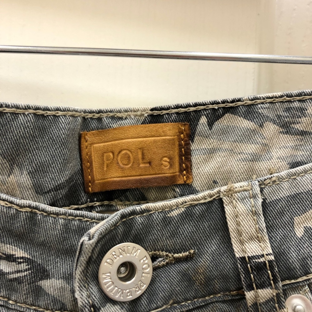 POL Camo Cheetah High Rise Cropped Jeans - Picture 3 of 9